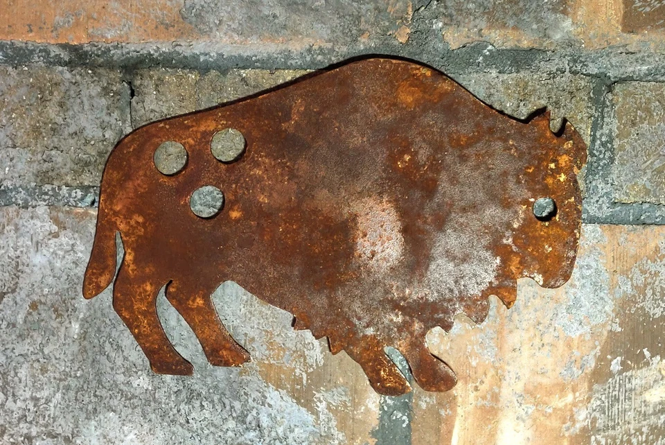 Настенное искусство Kokopelli Rusty buffalo сделано из стали и ржаво с прозрачным покрытием - Изображение 1 из 4