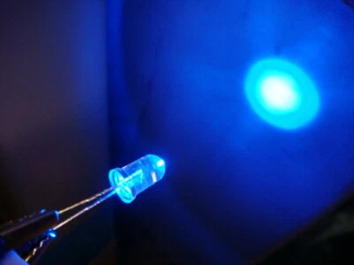 Lote 200 LEDs azuis muito bons em 5mm pkg -- AGILENT QLMP-CB87 -- NOVO e NÃO USADO - Imagem 1 de 4