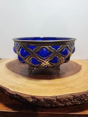 Cuenco de vidrio azul cobalto vintage diseño de metal pesado hecho en la India 5" redondo Foto 1 de 4