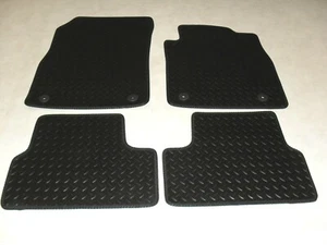 Fits Vauxhall Astra 2010-2015 Fully Tailored Deluxe RUBBER Car Mats Black 325mm - Picture 1 of 12