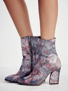 FREE PEOPLE SHOES MYSTIC CHARMS HEEL BOOT ANKLE BOOTIES BROCADE 39 NEW $248 - Picture 1 of 7