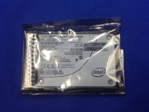 869386-B21 HPE 1.6TB SATA 6G Read Intensive SFF (2.5in) SC DS SSD 869581-001 - Picture 1 of 4
