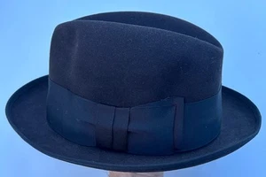 RAR! Kurtley NY The Manhattan Fedora Hut 7 1-8 Segall’s Men’s Wear Butler PA - Bild 1 von 8