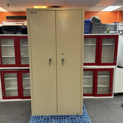 ARMARIO IGNÍFUGO 2 PUERTAS FIREKING, EXCELENTE ESTADO!! Con llave Foto 1 de 4