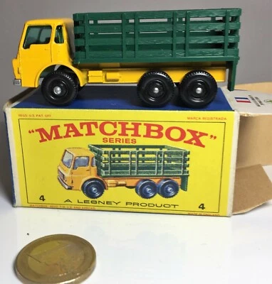 Matchbox Lesney #04 Stake Truck New Model, Original Box, between 60s/70s - Immagine 1 di 4