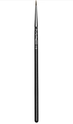 MAC 210 Precise Eye Liner Brush Full Size (New in Sleeve) *Discontinued* - Image 1 of 3