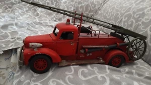 Modellino camion Vigili del fuoco - Foto 1 di 3