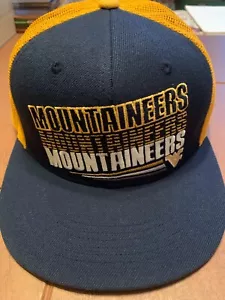 Cappello Berretto WVU Mesh Snap Back CAMPIONE Top of the World Nuovo con etichette - Foto 1 di 4