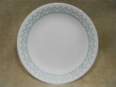 1 PLATO DE ALMUERZO Corelle DELANO 8,5" Vitrelle Glass *Aqua Blue Sea Mist verde pálido Foto 1 de 4