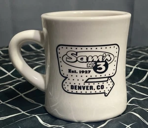 Grande souvenir SAM'S N. 3 DENVER CO Est 1927 tazza 10 oz - Foto 1 di 7