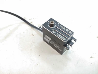 Servo de par monstruo engranaje de acero sin núcleo de alto voltaje Savox SV1280SG Foto 1 de 4