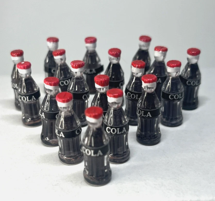 18 Botellas de Coca-Cola Miniatura Casa de Muñecas Tienda Tienda Accesorio Escala 1:12 Coca-Cola IM65025 Foto 1 de 2
