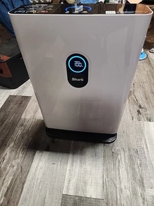 Shark HE401 4 Purificatore d'aria remoto silenzioso multifiltro antiallergeni (leggi) - Foto 1 di 4