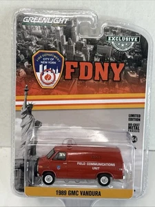 1/64 GREENLIGHT FDNY NEW YORK CITY FIRE DEPT 1989 GMC VANDURA HOBBY EXCLUSIVE - Picture 1 of 15