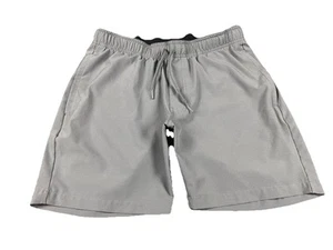 Pantaloncini Travis Mathew Uomo Taglia Med Zipline 2.0 Tasche Attive Sport Casual Grigio - Foto 1 di 6