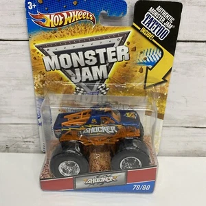 Camión Shocker Hot Wheels Monster Jam 1:64 con tatuaje 78/80 2010 - Imagen 1 de 3