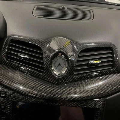 Sobreposição de ventilação de relógio de painel central de fibra de carbono seca para Maserati GranTurismo 08-17 - Imagem 1 de 4