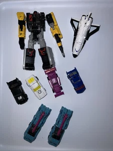 Transformers Earthrise Ironworks Complete With 10 Bonus Micromasters - Picture 1 of 4