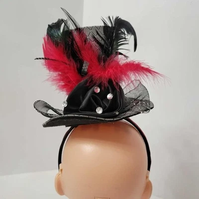 Sombrero de copa Fascinator Diadema Rojo Negro Plata Plumas Tul Burlesque Accesorio Foto 1 de 4