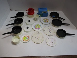 Vintage Chilton Globus Rollenspiel Kinderküche und Servierteile Kinderspielzeug - Bild 1 von 21