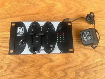 DAK 2800-PC Stereo Phono/Line Preamp Cross Fade DJ Mixer + AC adapt + audio cord - Image 1 of 3