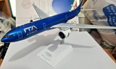 ITA Airways Airbus A330-900NEO EI-HPA- Scala 1:200 - JC Jet - Immagine 1 di 4