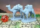 Paire de figurines miniatures 28 mm Donjons & Dragons Pack & Ride Camels