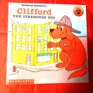 Clifford The Firehouse Dog by Norman Bridwell - Picture 1 of 4