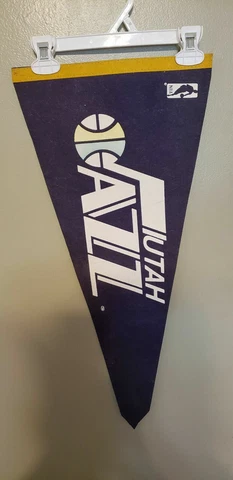 UTAH JAZZ NBA VINTAGE PENNANT WITH HOLDER 6/29/21 Cover