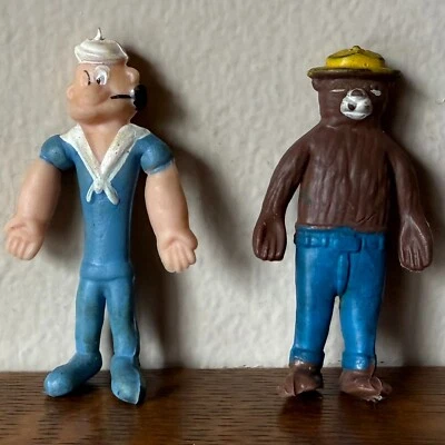 2 Lakeside Toys 橡胶超级迷你弹性弯玩具 POPEYE & SMOKEY THE BEAR RAre — 第 1/4 张图片