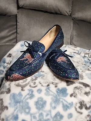 Womens 7.5 J CREW ACADEMY Loafers In Tiger Print Slip On Shoes Leather Soles  - Image 1 of 4