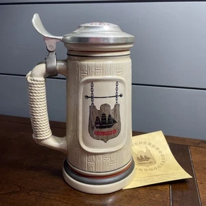 VINTAGE 1986 AVON LIDDED STEIN, THE BUILDING of AMERICA, THE SHIPBUILDER, MINT - Picture 1 of 15