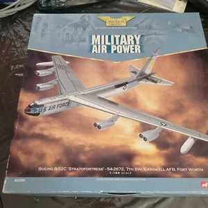 Corgi B-52C Stratofortress 1:144 Diecast Carswell Airforce Base - Picture 1 of 3
