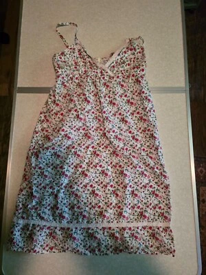 LEI Solero Floral Encaje Boho Empire Cintura Foto 1 de 3