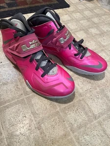 Size 11.5 - Nike LeBron Zoom Soldier 7 Kay Yow - Picture 1 of 6