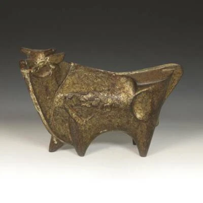 ESCULTURA JAPONESA DE HIERRO FUNDIDO VINTAGE VACA ARTE DECORATIVO JAPÓN SIGLO XX. Foto 1 de 4