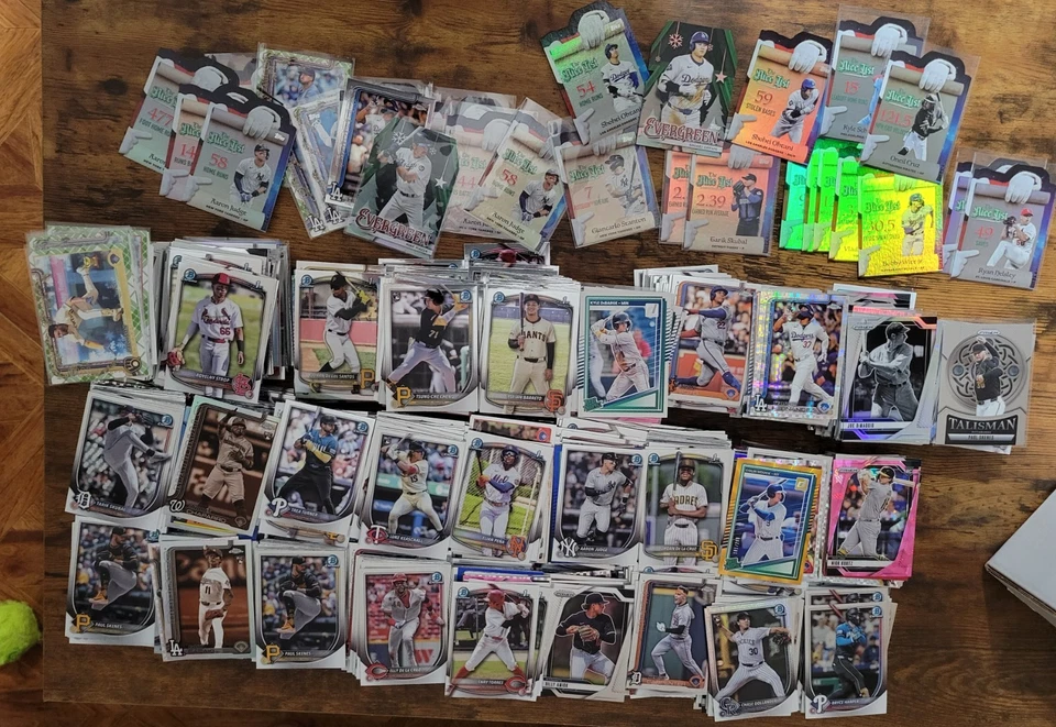 2025 Topps Chrome, Bowman Chrome, Holiday, Prizm 2000+ card lot, stars, rookies - Image 1 of 1