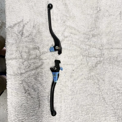 Manija de embrague izquierda y manija de freno derecha Honda Interceptor VF500f 1984-1986 Foto 1 de 2