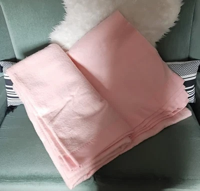 Vintage 1970s Earlys Of Witney Ribbon Edged Shipton Double Blanket Pink Acrylic - Image 1 of 4