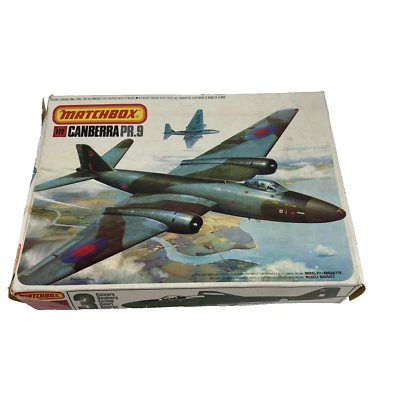 Matchbox Model Plane Kit 1978 PK-408 BAC PR.9 Canberra Airplane 1:72 Unassembled - Image 1 of 4
