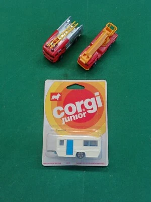 Lotto 3 Modellini Corgi Junior - Immagine 1 di 4