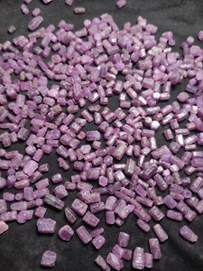 Excelentes lápices de rubí cilíndricos naturales crudos de gran calidad - Imagen 1 de 5
