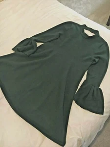 GB Girls Hiliday Dress Med - Picture 1 of 5