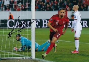 Calcio - Noah Okafor - Fotografia A4 firmata a mano - Svizzera - COA - Foto 1 di 1