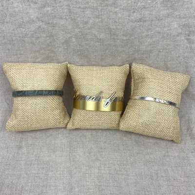 Lote de brazaletes rústicos brazalete dorado y plateado - Friend Forever Hearts cuero Foto 1 de 4