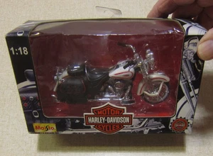 NEW Maisto HARLEY DAVIDSON FLSTS HERITAGE SPRINGER 1:18 Diecast Motorcycle - Picture 1 of 4