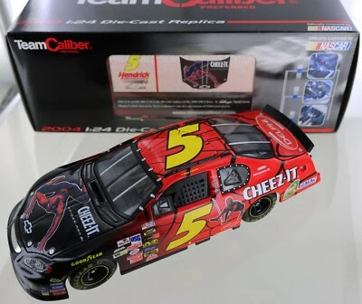 Terry Labonte #5 Cheeze-It/Kellog's /Spiderman 2004 Monte Carlo 1-24th diecast - Image 1 of 3