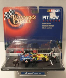 1999 Winners Circle Pit Row Series # 3 Dale Earnhardt 4 tire stop Goodwrench NEW - Picture 1 of 5