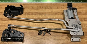 03-09 Audi A4 S4 RS4 Front Convertible Top Roof Latch Motor Assembly 8H0871401A - Picture 1 of 14