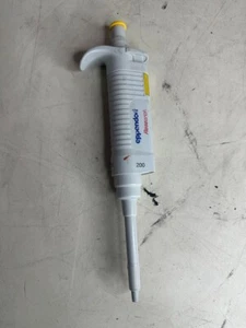 Eppendorf Research 200 Variable Pipet 20-200uL - Picture 1 of 6